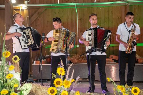 DSC 0921-Copy